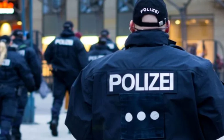 Grupare de români suspectată de zeci de spargeri în Germania: mașini de lux și proprietăți în România, găsite în anchetă