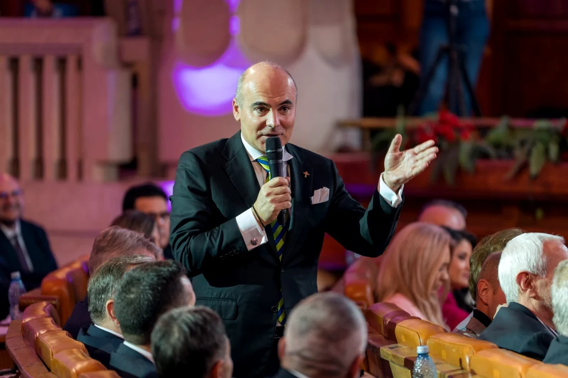 Rareș Bogdan: „Suntem 25 de liberali pregătiți să susținem Guvernul Luca Niculescu”, grupul putând crește la 27–28