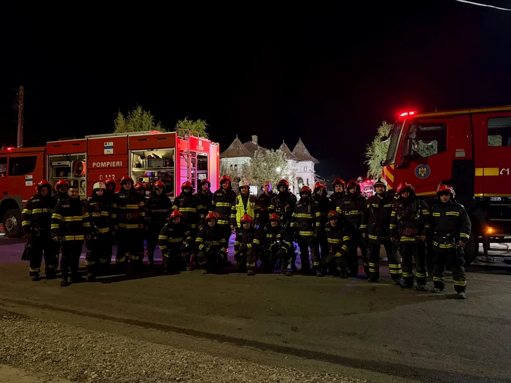Incendiu la o hală de vopsele și diluanți din Sutești, stins după peste patru ore; au fost trimise mesaje RO-Alert